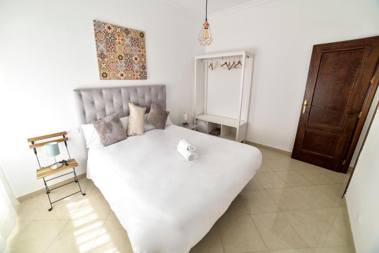 Alohamundi San Leandro Apartment เซบีญา ภายนอก รูปภาพ