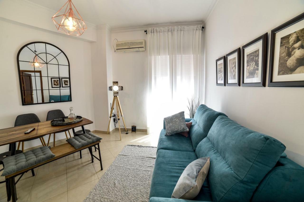 Alohamundi San Leandro Apartment เซบีญา ภายนอก รูปภาพ